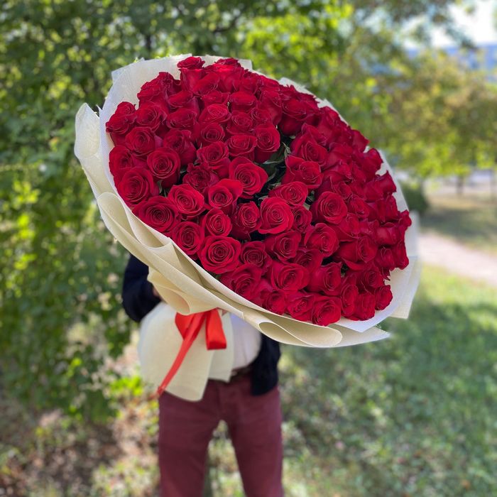 Розы, голландские пионы