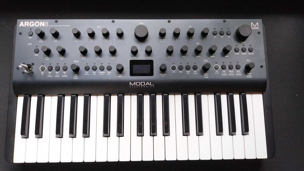 Синтезатор Modal Argon 8