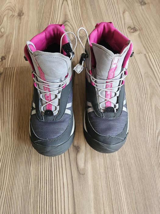 Детски туристически обувки- размер 36.