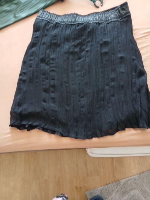 Дамски поли и панталони