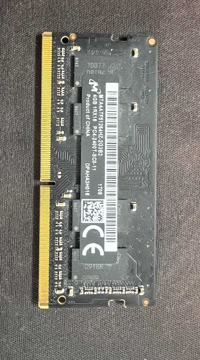 Продам оперативную память для аймака 2017 4 ГБ памяти DDR4 2400 МГц