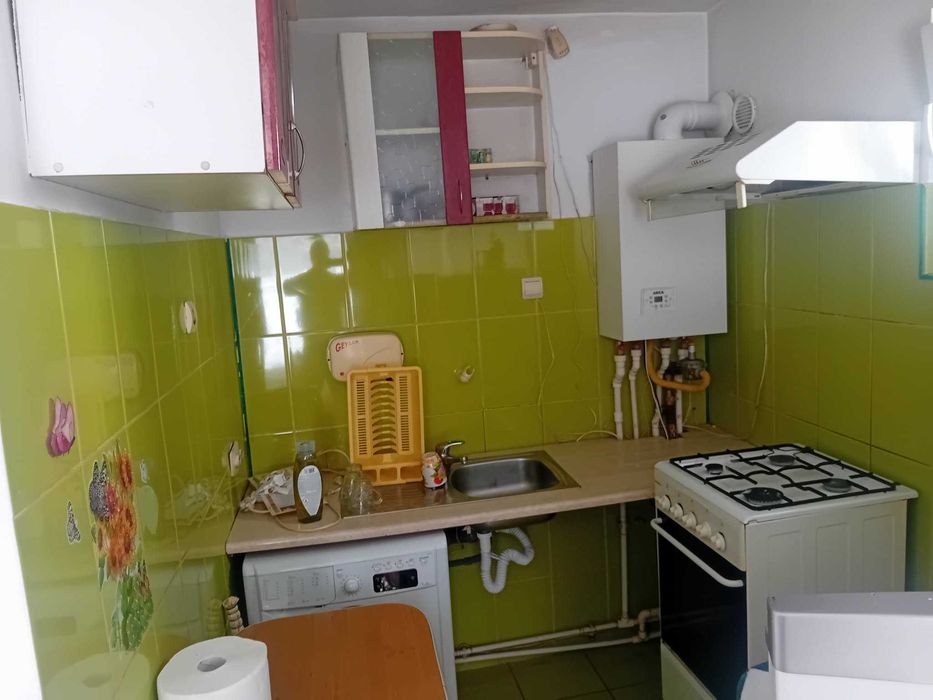 Ap 2 Cam Darmanesti 40mp etaj 1 la cheie renovat centrala termopan