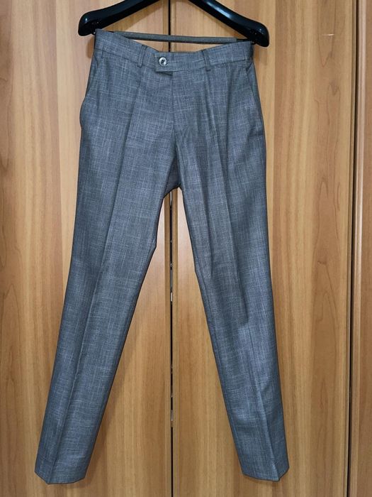 Costum gri 2 piese mărimea 44