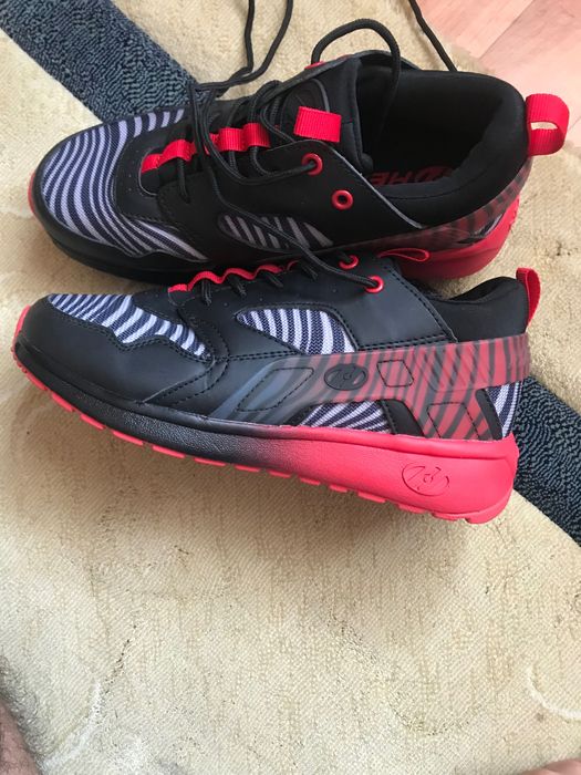 Кроссовки ролики Heelys оригинал. Новые.