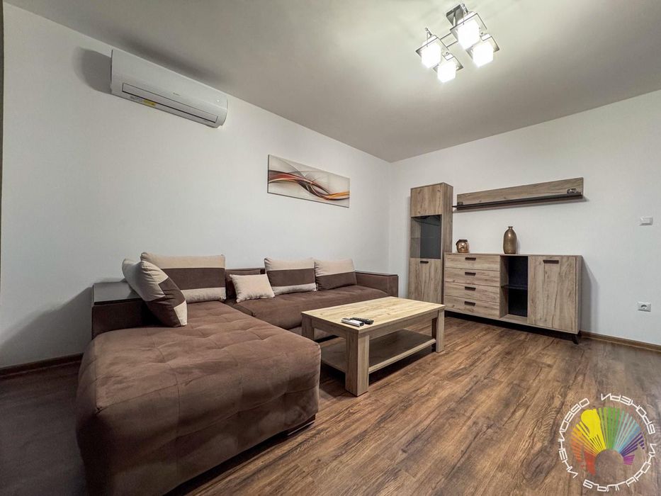 Дава се под наем Тристаен апартамент в Бургас, Славейков - 100 кв.м за 714 € - Снимка #3