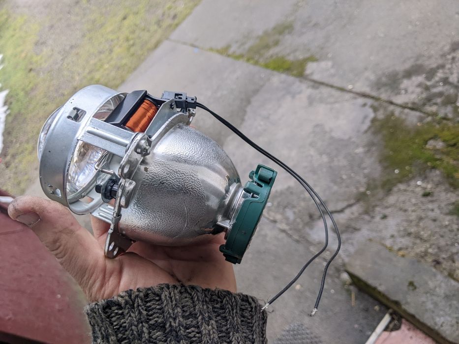 Lupe farururi alfa ww Audi mercedes