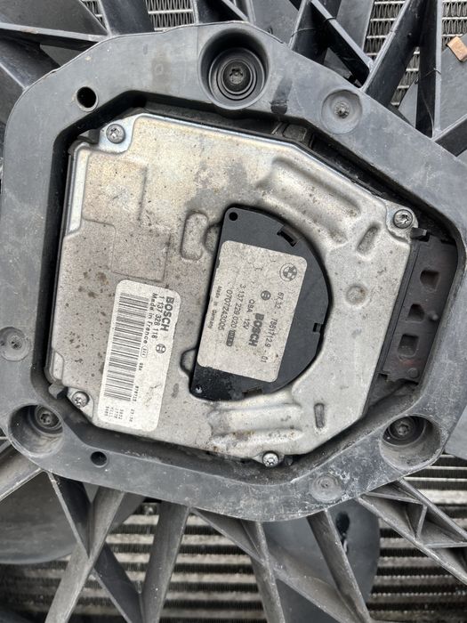 Перка радиатори бмв/bmw e60 e61 бмв е60 е61 радиатор перка 530d 530d