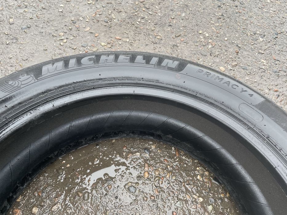 255/45/20 Michelin balon