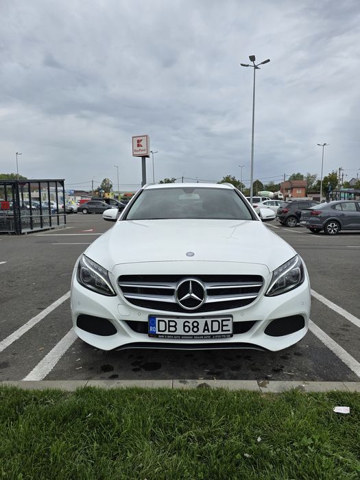 Mercedes C250d 4Matic (4x4) 204CP, Carte Service, 7G-Tronic, Km reali