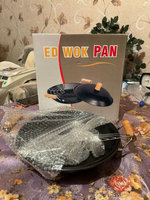 Сковородки новые