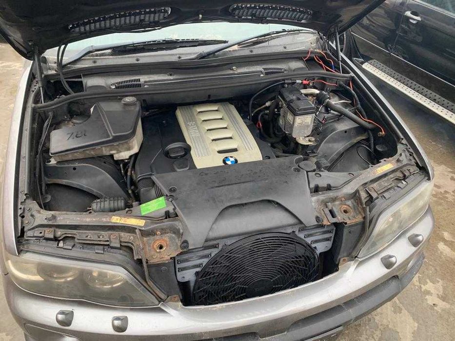 Dezmebrez Bmw x5 E53  /3.0d 218 cp/3.0d 184cp/bara faruri /capota