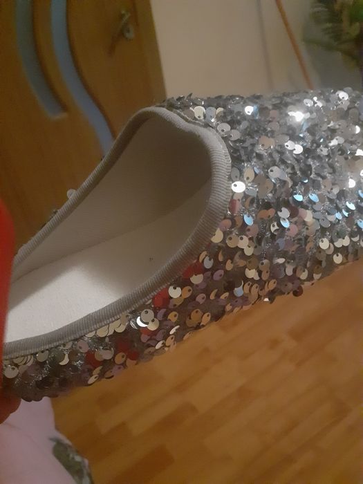 Papuci Dama cu Paiete Marime 37 Nou