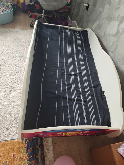 Детская кроватка машинка для девочки 160