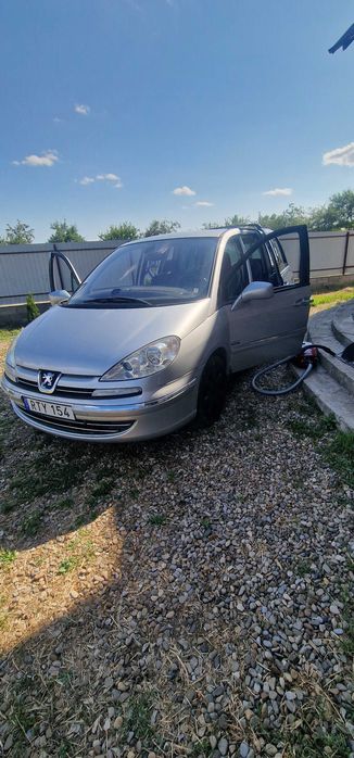 Peugeot 807 diesel 7 locuri cutie automata.