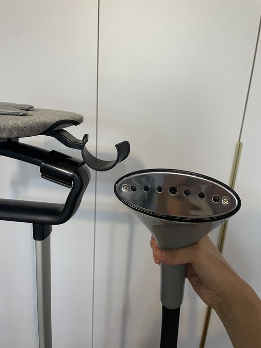 Отпариватель для одежды напольный