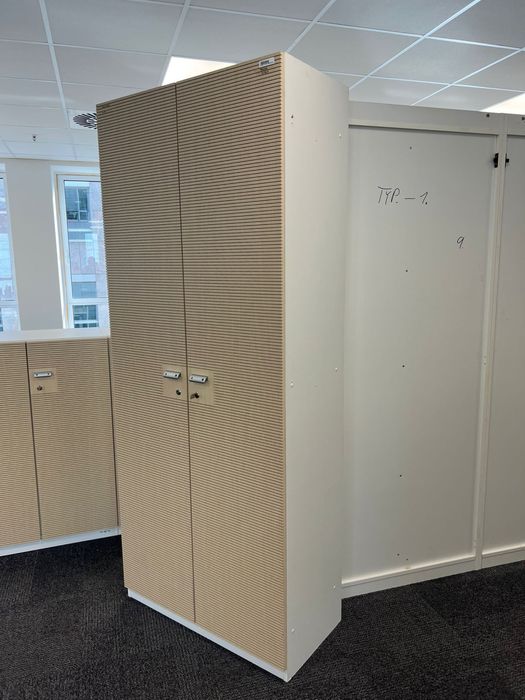 Dulap birou cu închidere, 90x45x216 cm – model elegant și rezistent