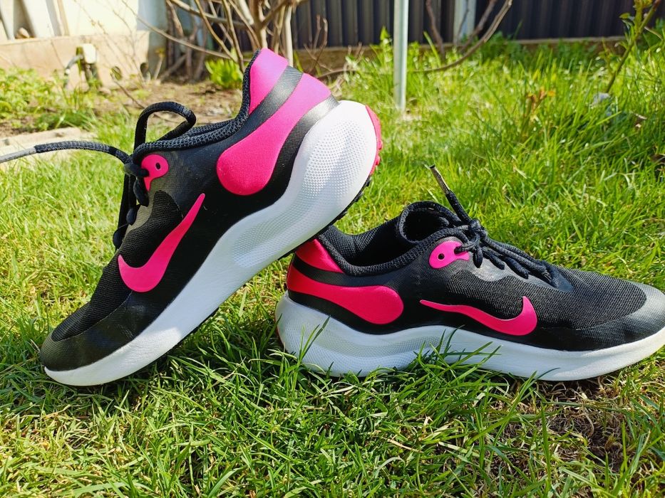 Nike fete 37.5 impecabili