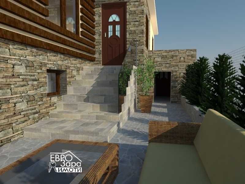 Двуетажна къща с гараж за продажба в Центъра