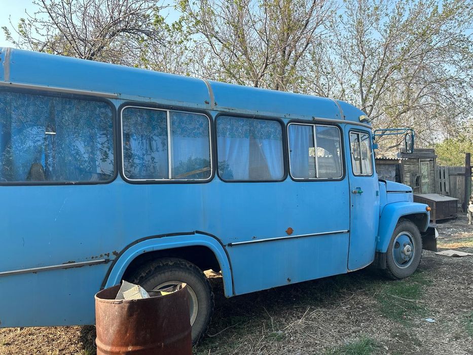 Продам Автобус , в идеальном состоянии,сел поехал