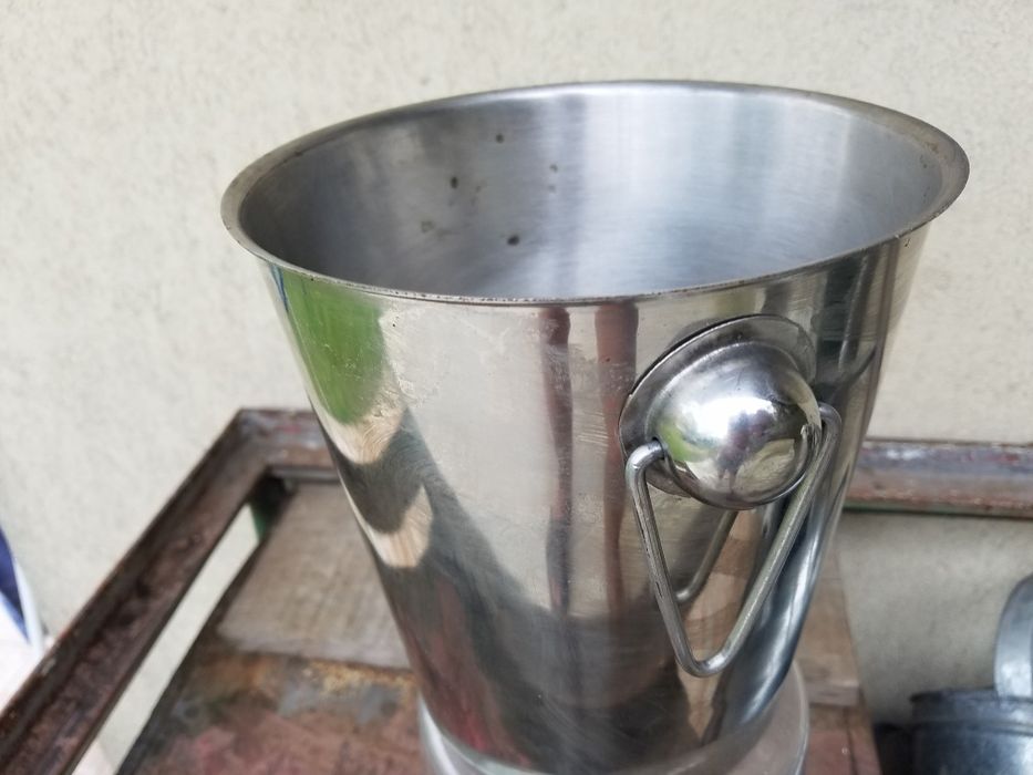 Frapieră inox si frapiera din plastic