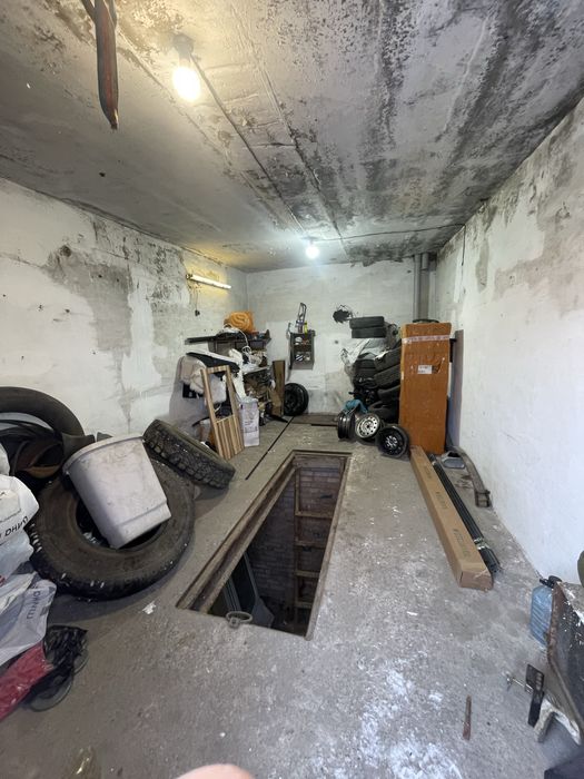 Продам гараж на кшт