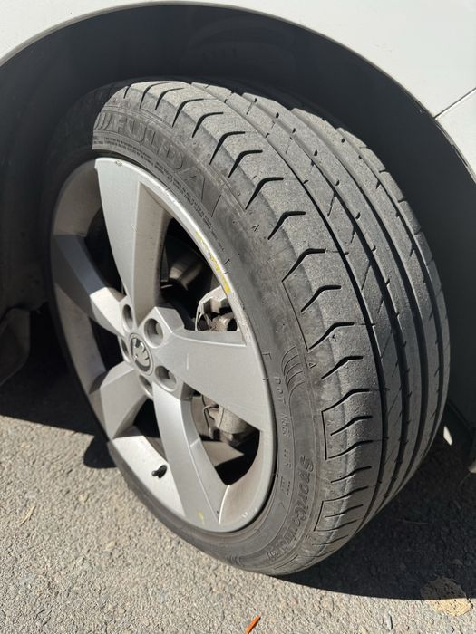 17 ки Оригинални Джанто с гуми за Шкода Рапид Фабия