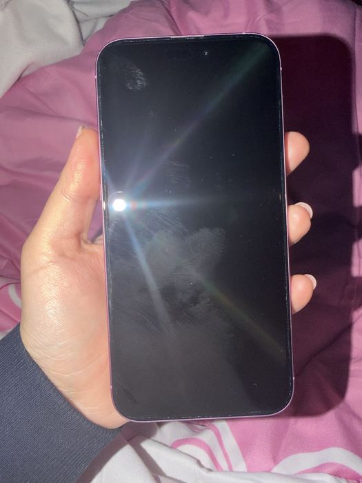 Iphone 16 plus memorie 128gb este intr o stare foarte buna