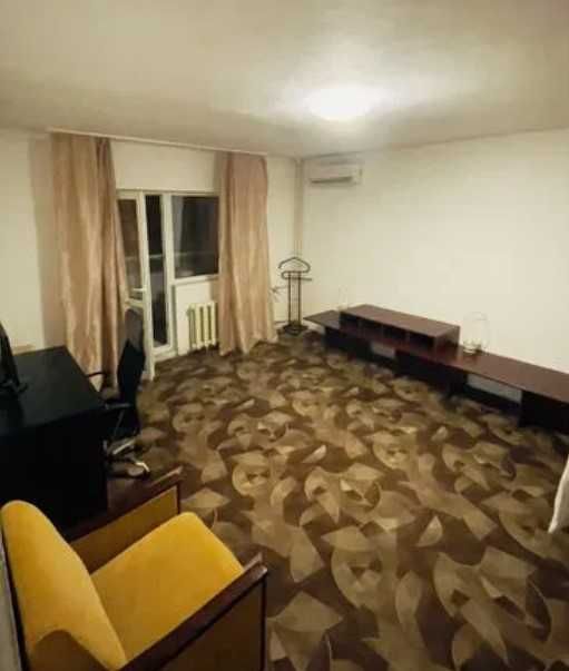 Дава се под наем Двустаен апартамент в Пловдив, Западен - 62 кв.м за 229.5 € - Снимка #2