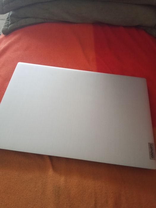 Lenovo IdeaPad 3