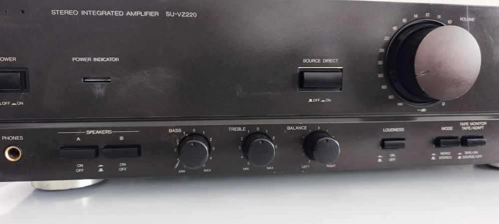 Стерео усилвател TECHNICS SU-VZ22
new class A

Стерео интегриран усилвател.  
Външен вид приличен.
Лицев панел с драскотини. 
Технически работи идеалн