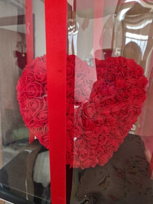 INIMA Trandafiri Rosii - ideal cadou Îndrăgostiți!