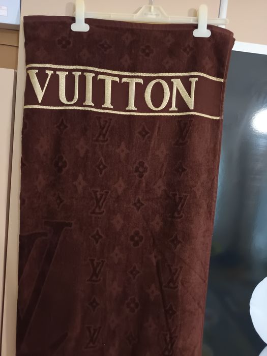 Vând prosop plaja Louis Vuitton