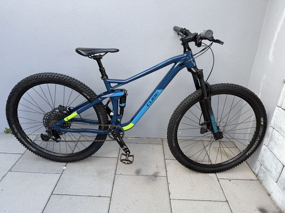 Bicicleta Cube stereo