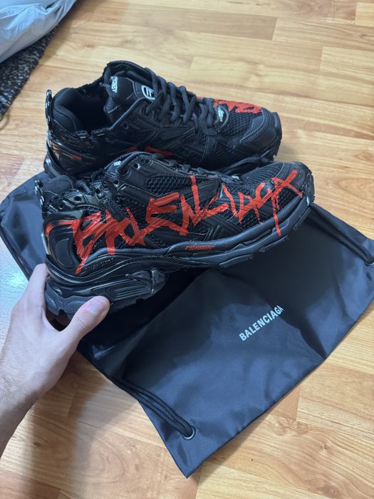 Balenciaga Runner