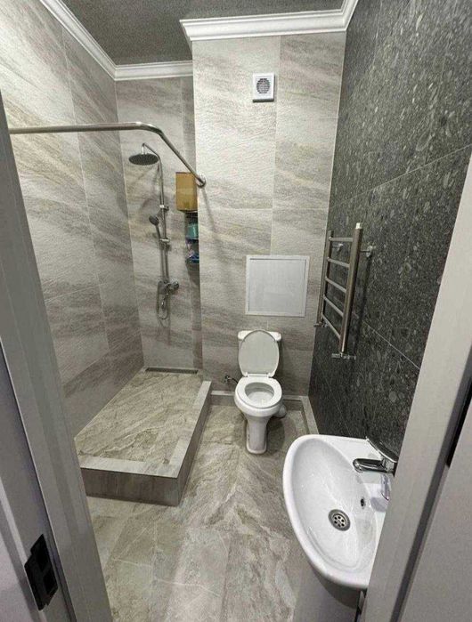 Продается 2-х комнатная квартира Азиа Хаус Иззат 58/3