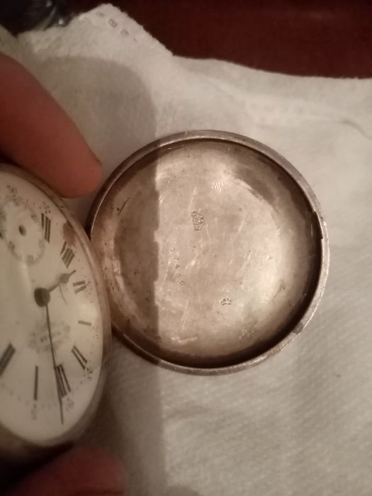 Продам старинные часы серебро 35грамм