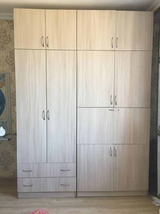 Шкаф для одежда и для учебы