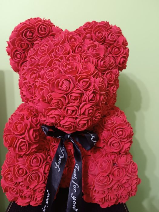 Мече от вечни рози