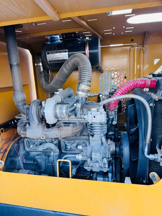 Фронтальный погрузчик FUJIANG 958 1.3 куб