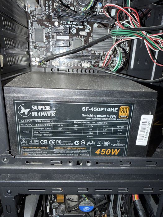 LOT 4 Pc-uri i5 4570 | 70GB DDR3 | HDD 500GB | SSD 120gb