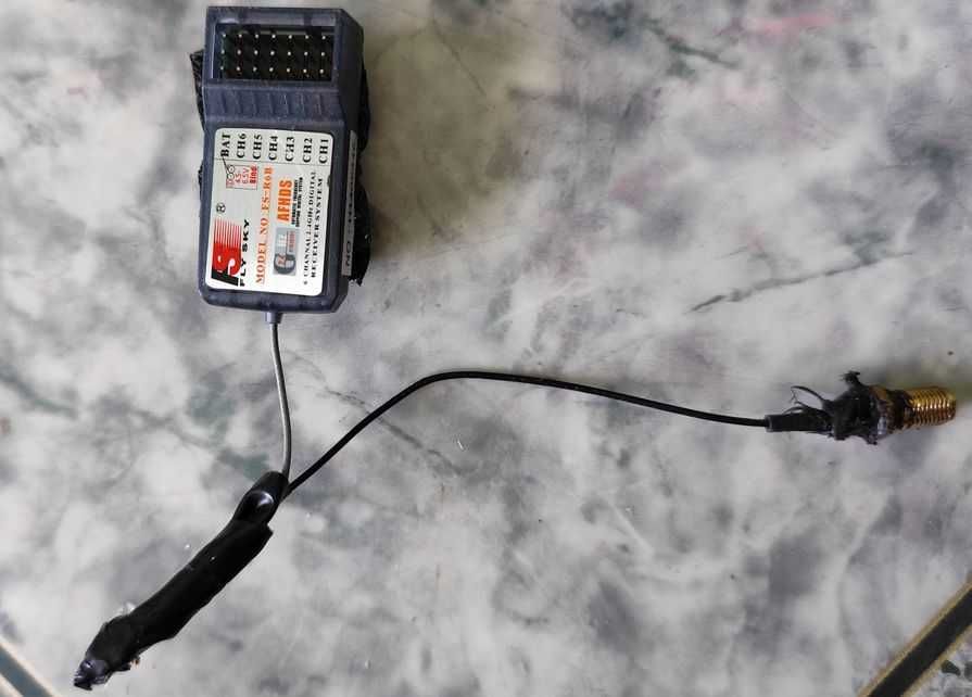 Управление на лодка за захранка FS-T6 FLY SKY