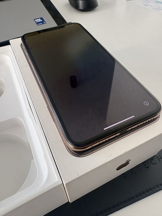 Iphone XS Max 64, SOH 77%, перфектен