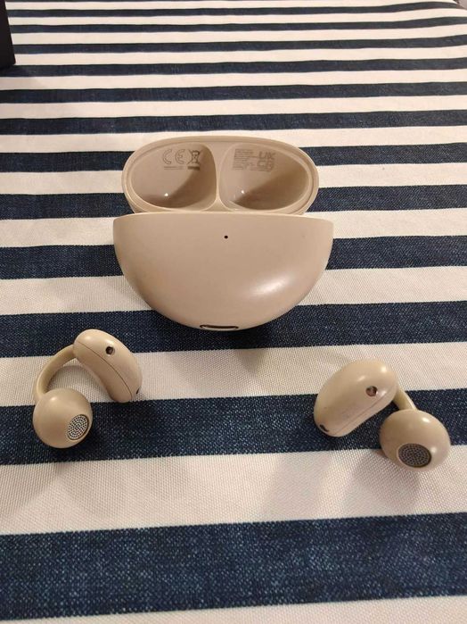 Безжични Huawei FreeClip