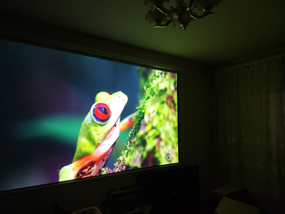 Проектор Epson. Реальное качество на 150 дюймов + экран + лампа запас