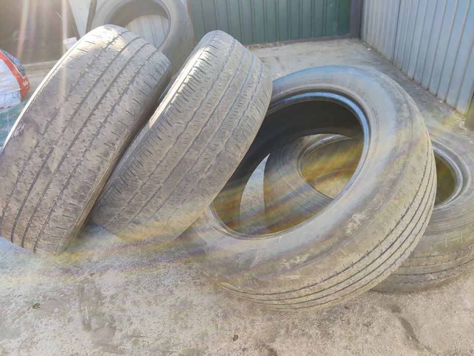 Продам шины, резину 235/60 R18
