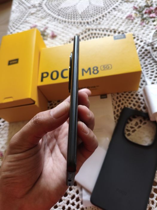 Poco M8 5G 8/256 в идеальном состоянии в полном комплекте (как новый)