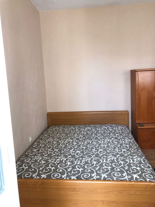 Давам под наем боксониера 36 кв след ремонт