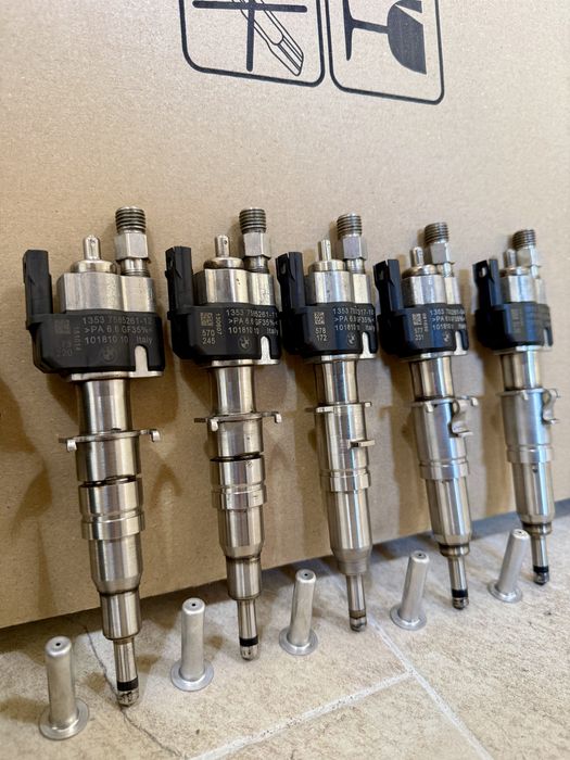 Injector BMW N54 + bobina de inducție – provenite de pe 740i