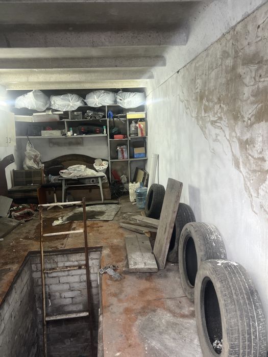 Гараж кирпичный продам