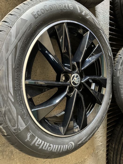 Jante Originale Skoda Scala Fabia R17 echipate vara noi 5x100